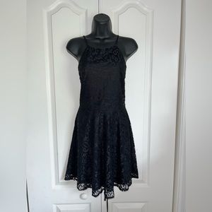 TOBI Women's Medium Black Lace Lined Strappy Fit Flare Dress. NWT